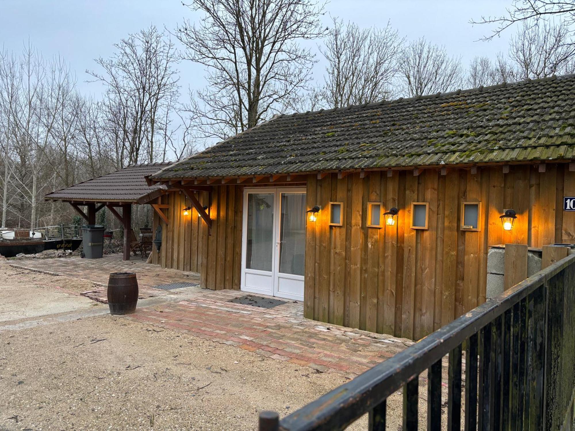 Western City Troyes Barberey-Saint-Sulpice Luaran gambar