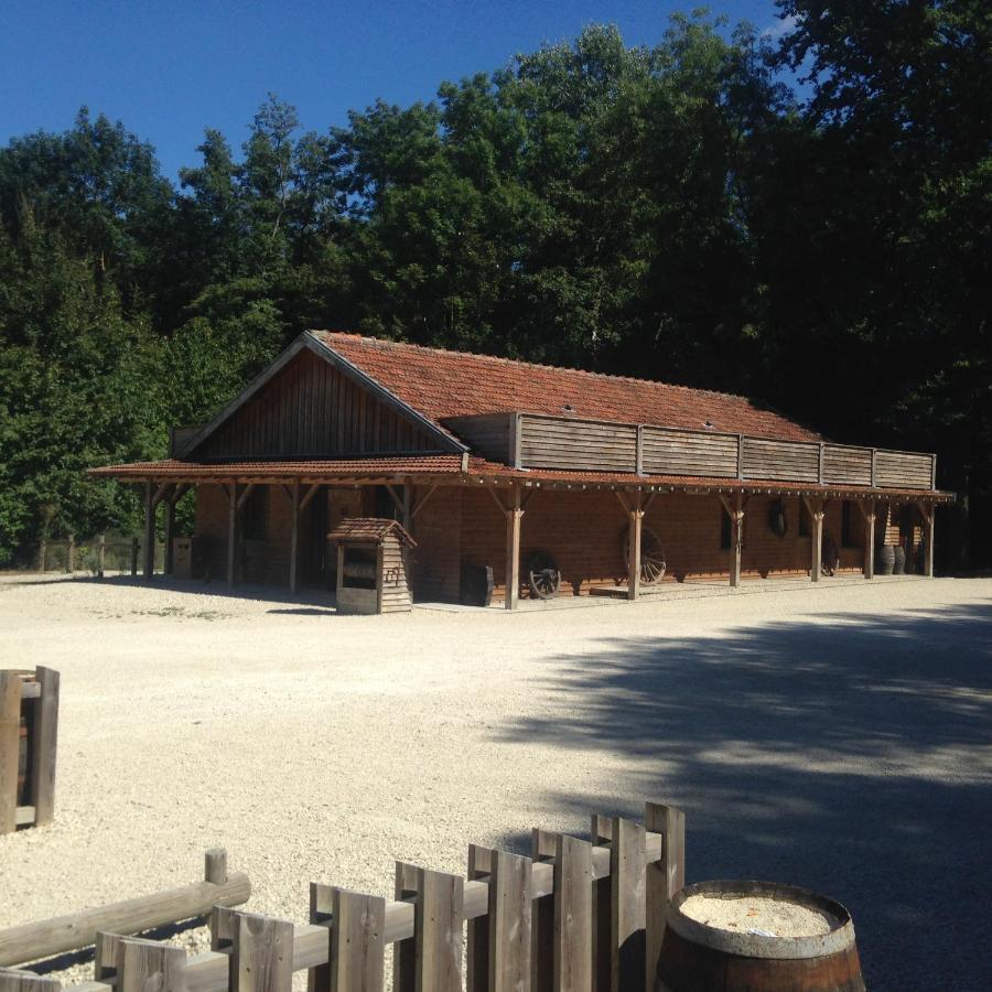 Western City Troyes Barberey-Saint-Sulpice Luaran gambar